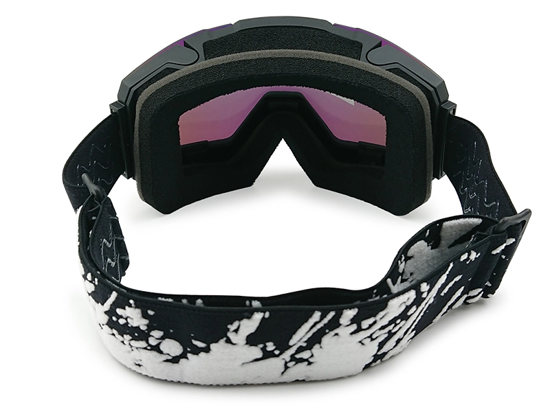 You can choose our ski goggles with advantages