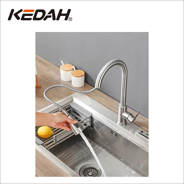 360 Degree Rotating Pull Down Kitchen Faucets