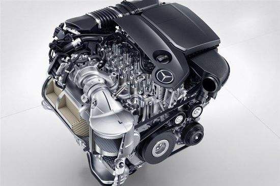 Động cơ diesel của xe tải Mercedes Benz có tiết kiệm nhiên liệu hơn với mã lực cao hơn không