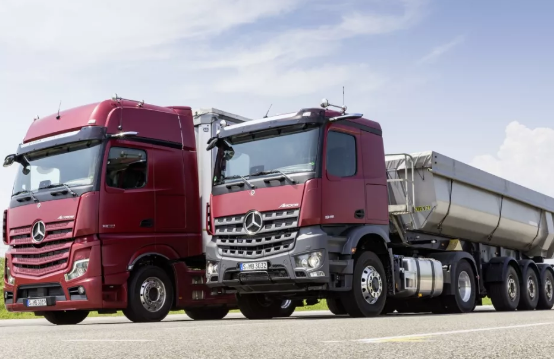 SYHOWER informuje o środkach ostrożności przy wymianie części silnika ciężarówki Mercedes Benz
