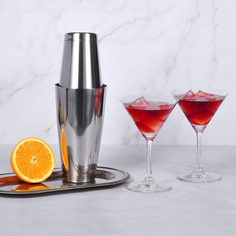 Ruostumattomasta teräksestä valmistettu Cocktail Shaker