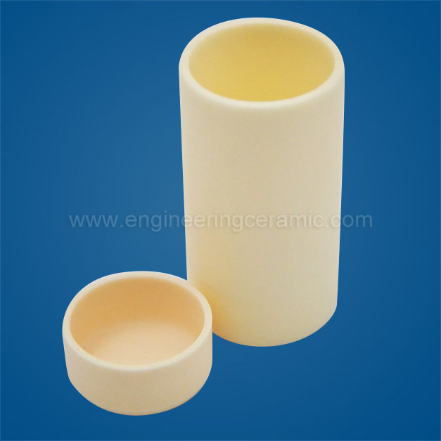 Crogioli cilindrici in ceramica di allumina