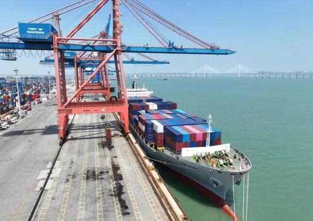 Quanzhou's first direct container route to the Middle East officially opened