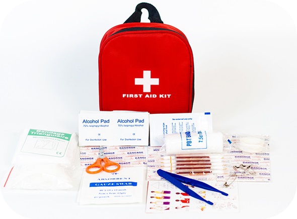 First aid kit, wilderness, survival, outdoor, medical first aid 029