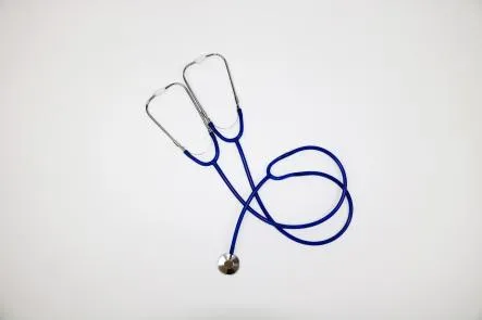 Single binaural teaching stethoscope