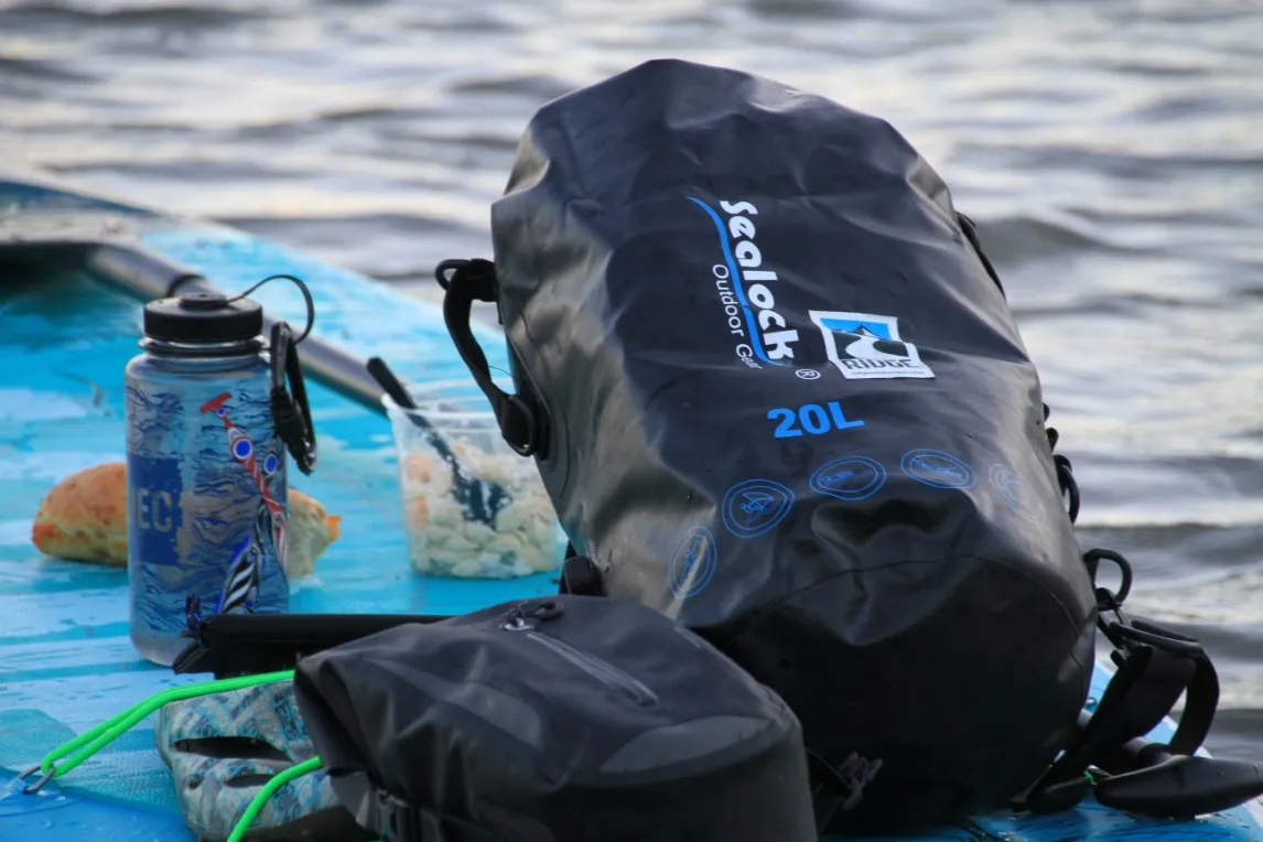 Bolsas secas impermeables de diferentes tamaños para kayak