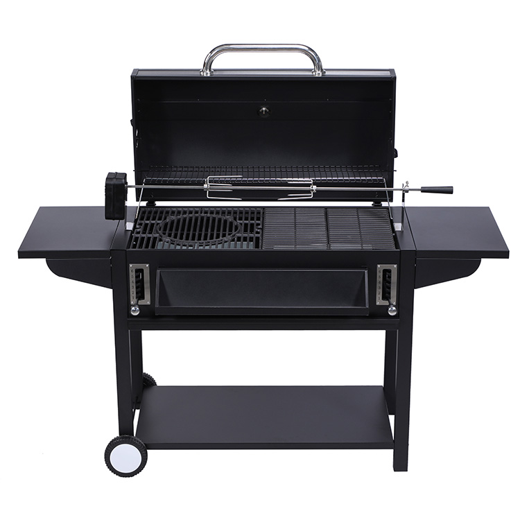 What are the characteristics of the environmentally friendly smokeless charcoal grill?