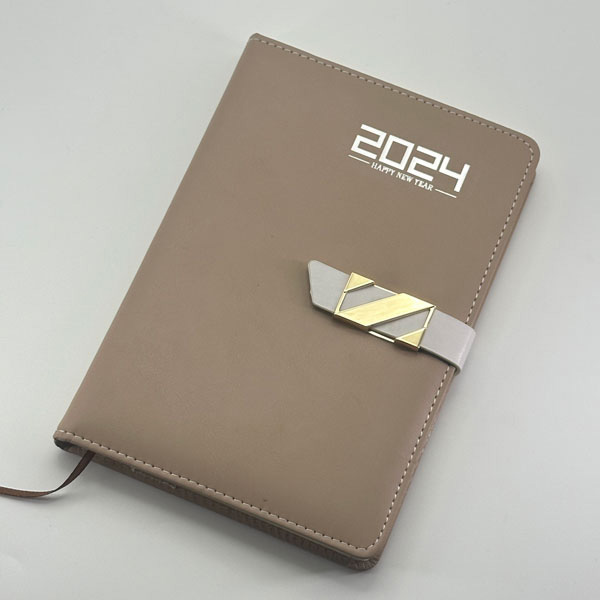 2024 Weekly Plan  Notebook - 2 