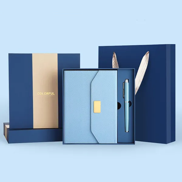 Coffret cadeau Carnet personnalisé 2024