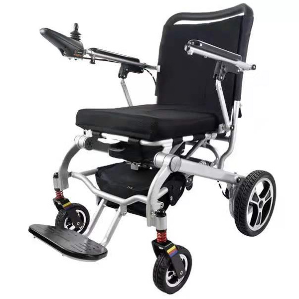 Automaattisesti taittuva kannettava sähköinen pyörätuoli - 3 