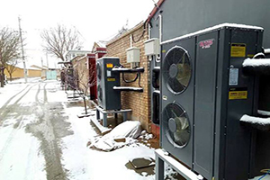 What should be paid attention to when using air compressors in winter?