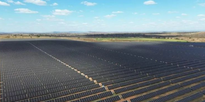 America's largest photovoltaic power plant connected to the grid in Brazil