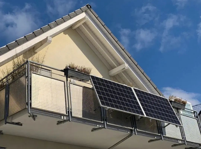 Fotoelektra vokiškuose balkonuose tampa vis populiaresnė