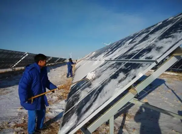 Hvordan vedligeholder man fotovoltaiske elproduktionssystemer om vinteren?