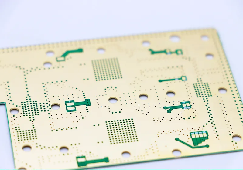 Các nhà sản xuất PCB đưa bạn hiểu sự khác biệt giữa bảng vàng ngâm và bảng mạ vàng