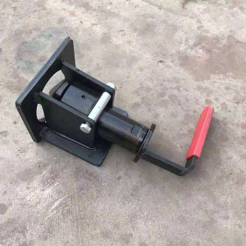 Container Lock for Trailer Parts - 0
