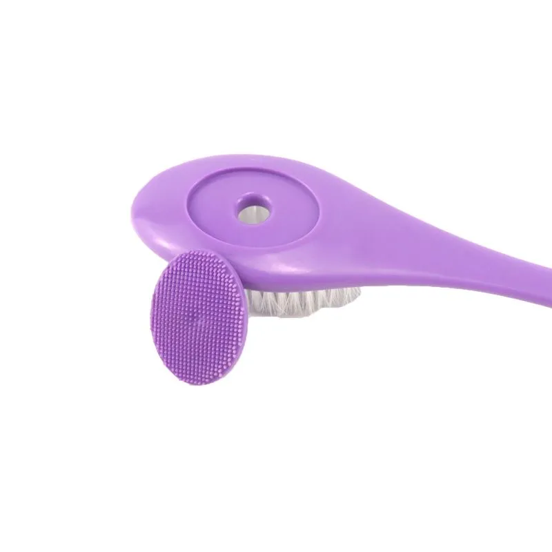 Brosse pour le dos en plastique