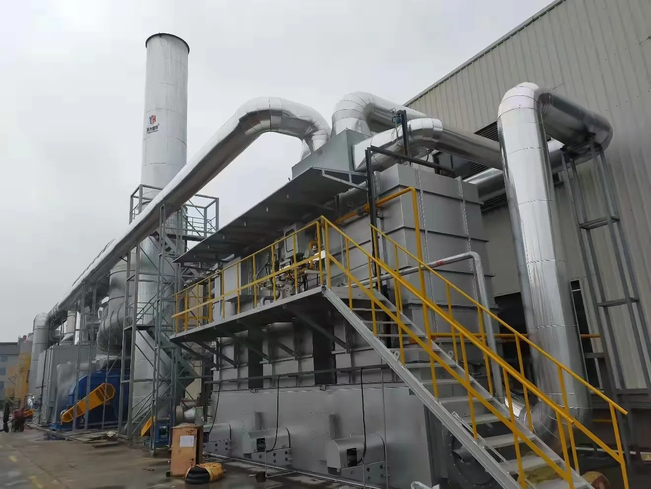 ¿Cuáles son los equipos de tratamiento de gases residuales de estireno?