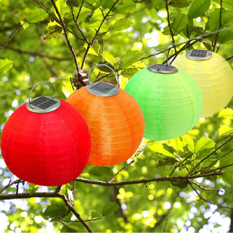 Lanterne LED suspendue ronde en tissu nylon chinois solaire imperméable d'extérieur