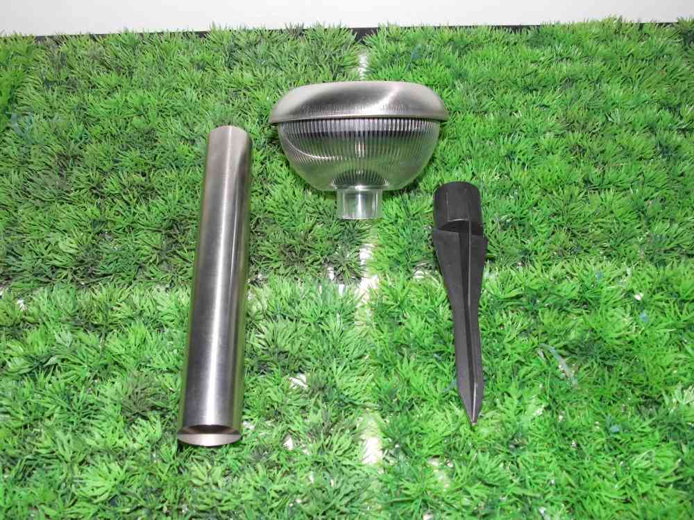 Outdoor Stainless Steel Solar Lawn Pathway Light