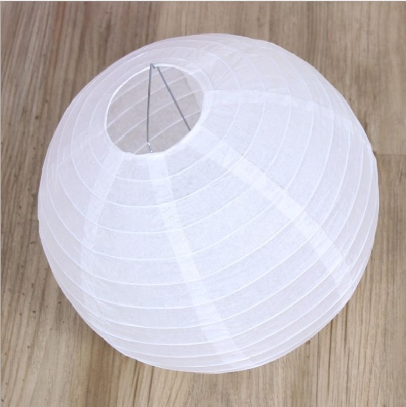 Lanterne ronde décorative en papier de riz blanc chinois de différentes tailles