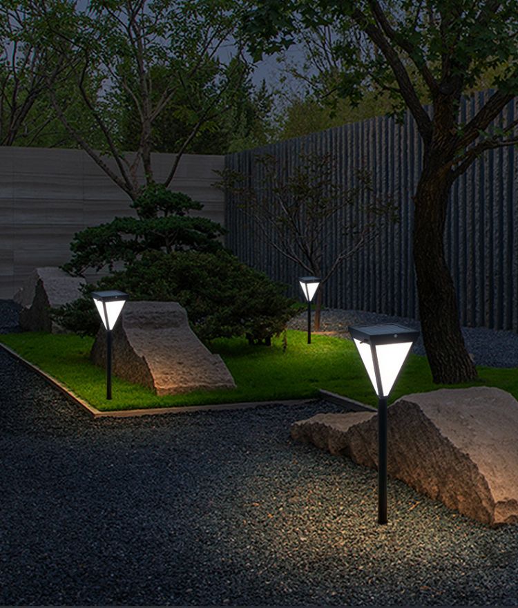 Outdoor Waterproof Led Solar Inverted Triangle Warm White Lawn Lights
