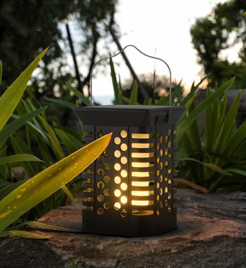 Luz de linterna de energía solar de llama LED cuadrada impermeable al aire libre