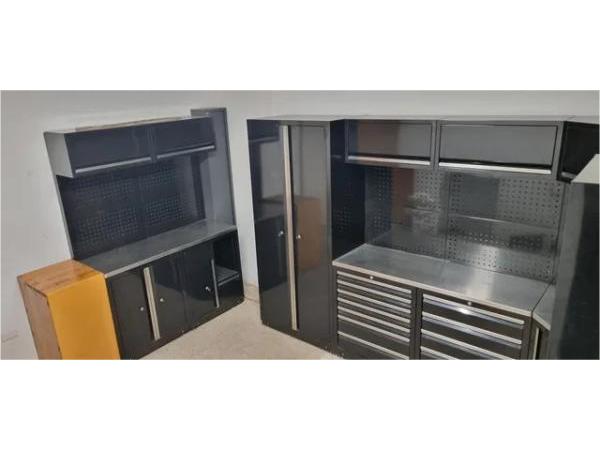 CYJY customer feedback:  Italian customers customize garage cabinets with high satisfaction