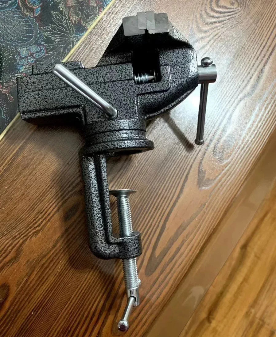 French Bench Vise