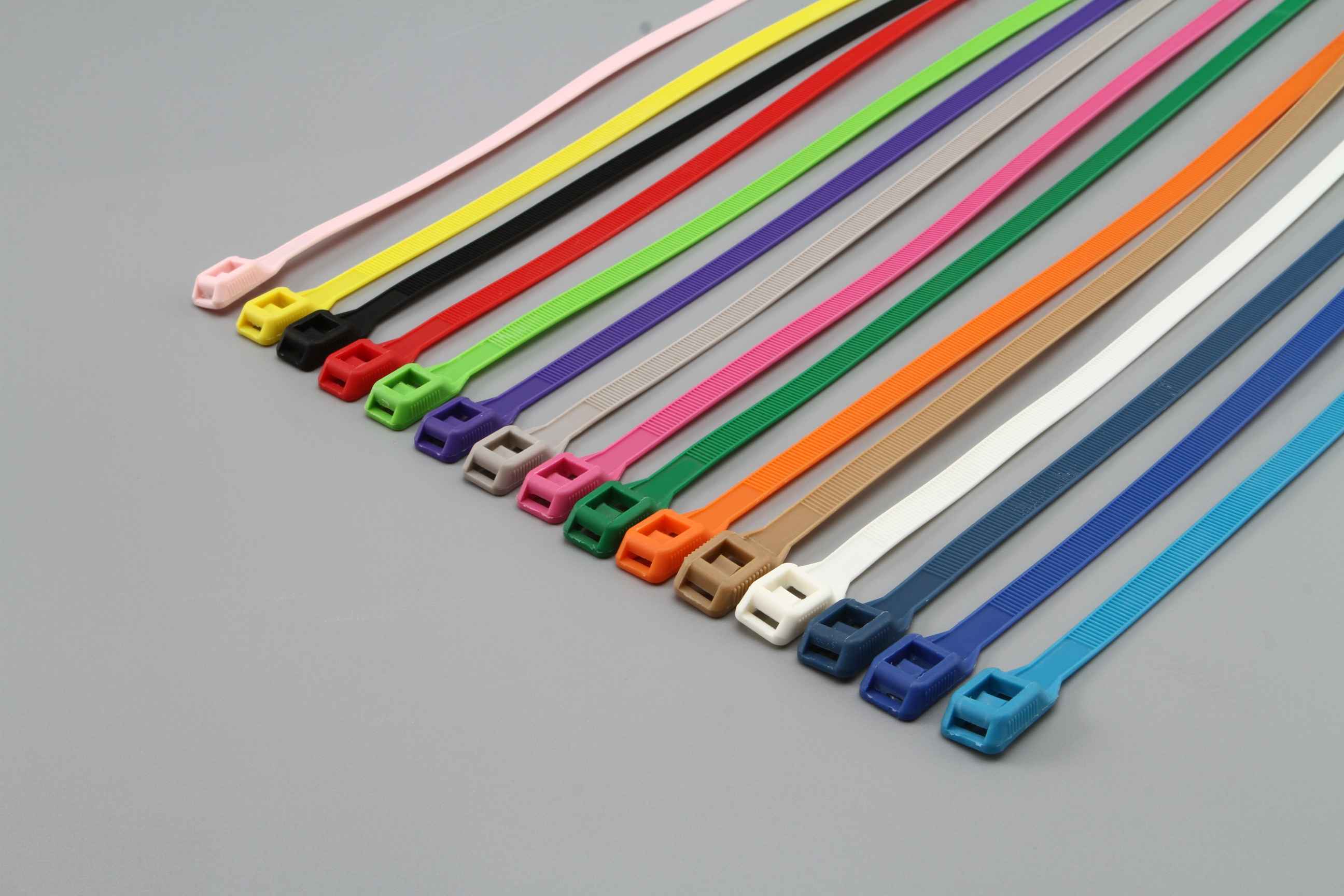 Beaded nylon cable ties - 1