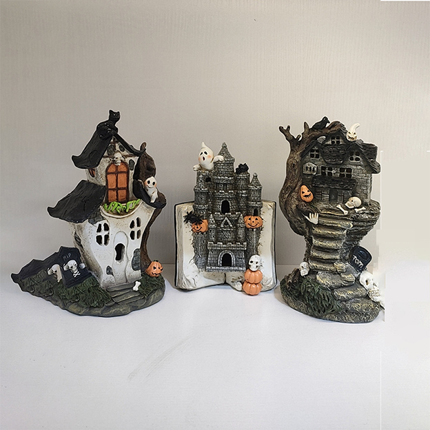 Halloween Decoration Dark Haunted House and Skeleton Resin Ornaments