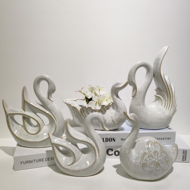 Swan Flower Arrangement Decorative Ornament