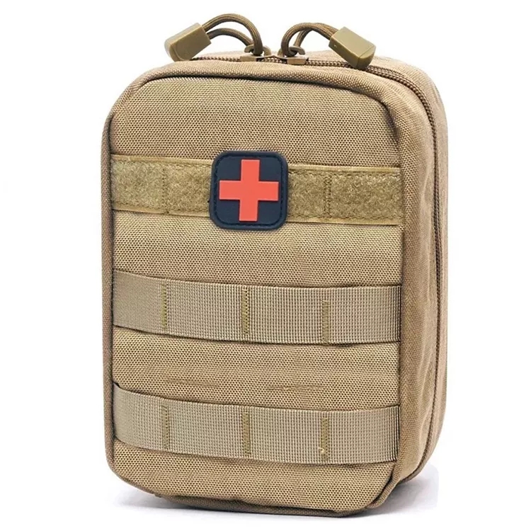 Quali sono le caratteristiche del kit di primo soccorso all'aperto?