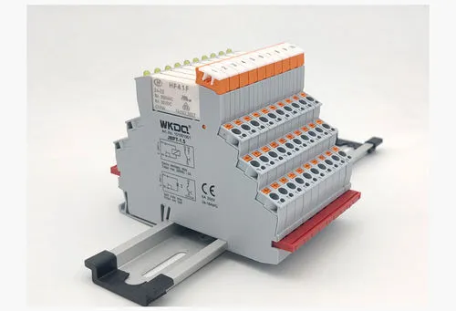 Módulo de relés de bloco terminal para interfaces PLC montado em trilho DIN Conexão push in