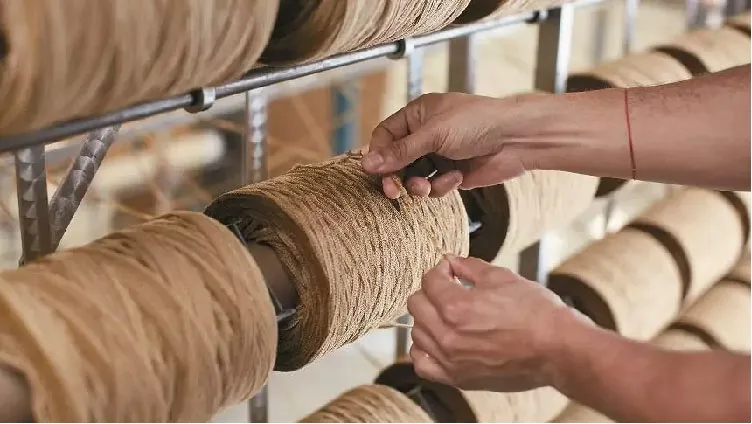 Ne le lep paket: prihajajoči predpisi prevladujejo v pogovorih v tekstilni industriji.