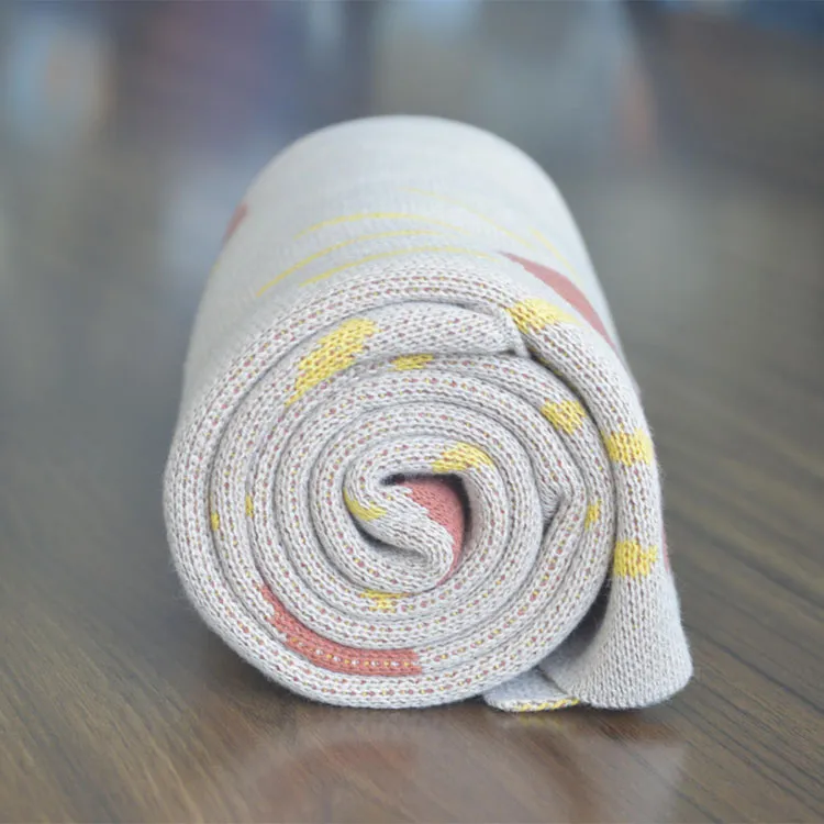 Come scegliere la coperta per neonati in cotone lavorato a maglia