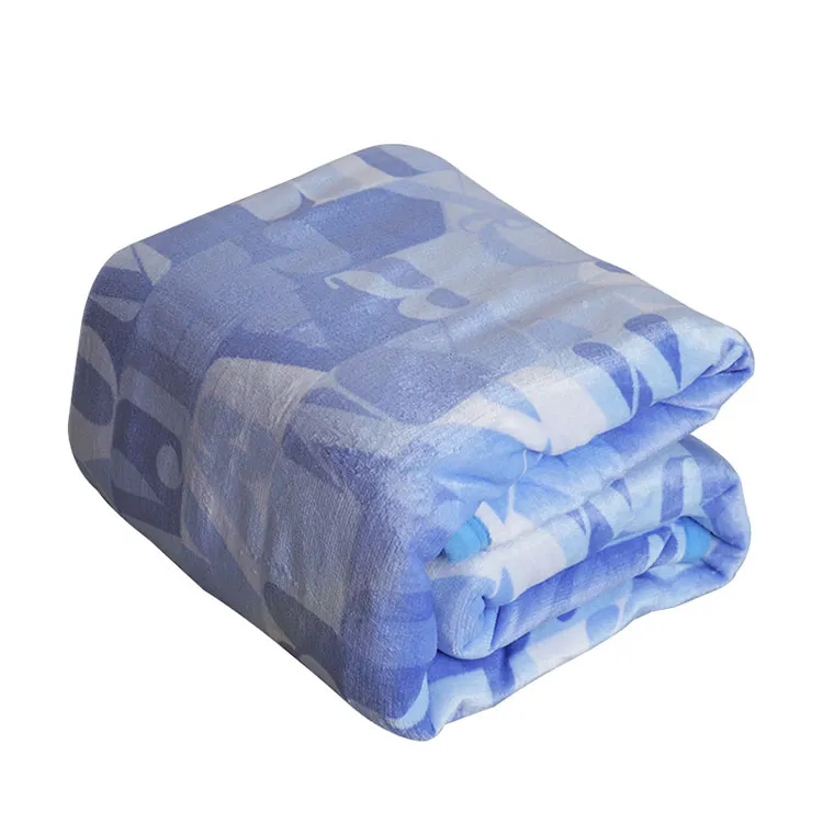 Coperta in doppia flanella con stampa di lettere blu