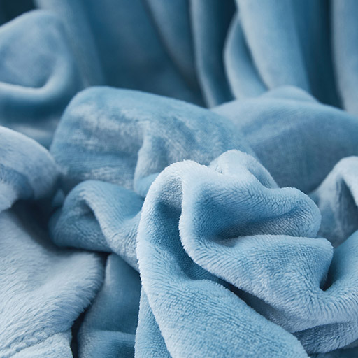 одноцветное одеяло