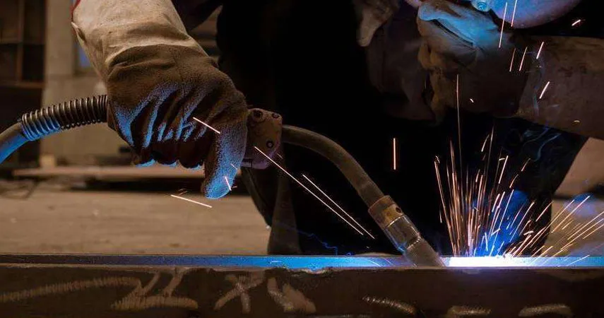 MIG/MAG (Manual Metal MIG Welding)