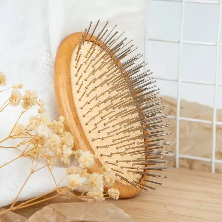 Spazzola per capelli con perno in legno
