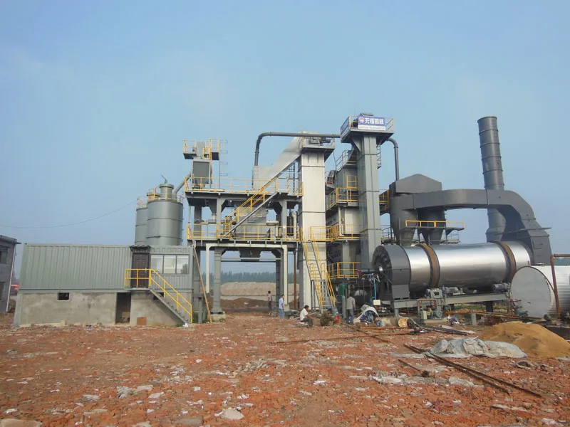Собственный экологический асфальтосмесительный завод мощностью 260 тонн в час