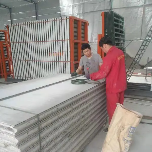 Mesin Panel Dinding Berongga Komposit