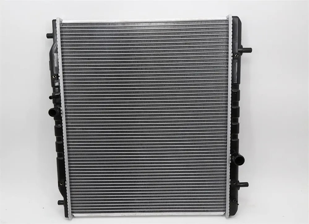 1301110FA01 Dongfeng Car fencon GLORY 330 1.5 Aluminum radiator of the water tank