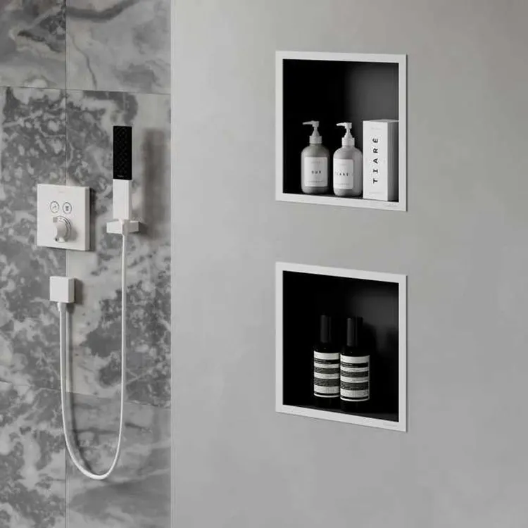 Niche murale horizontale nickelée pour douche