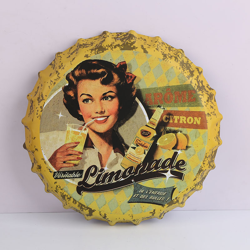 Placa de metal com tampa de cerveja vintage padrão