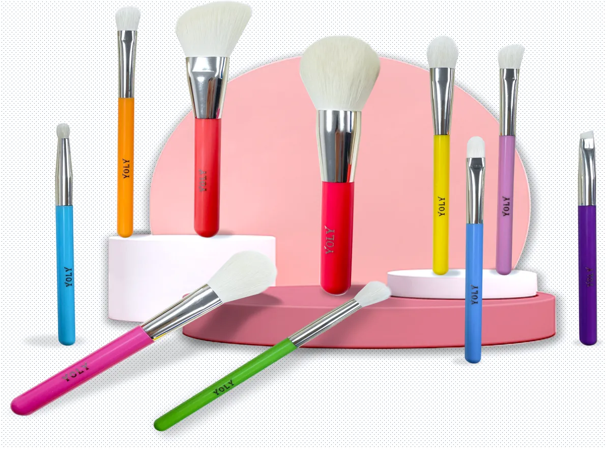 ​Yoly teaches you how to choose makeup brushes