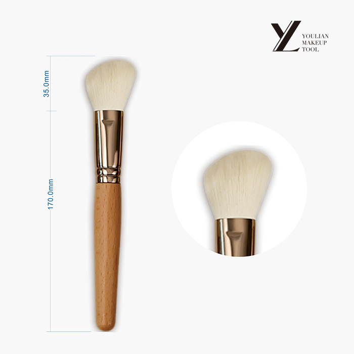 Brosse contour du visage