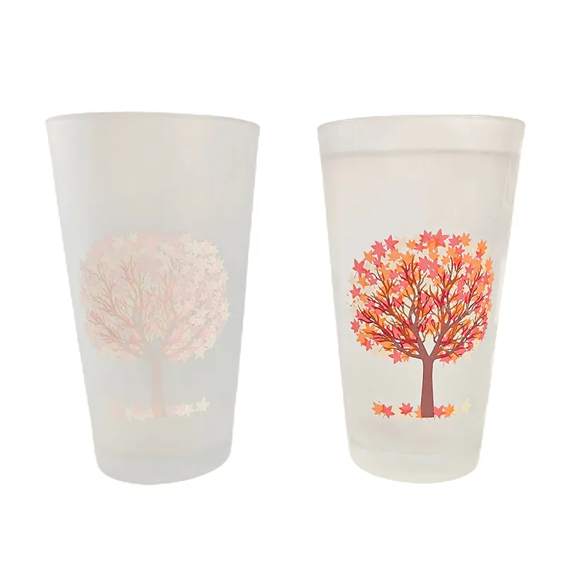 Reusable color changing plastic cup