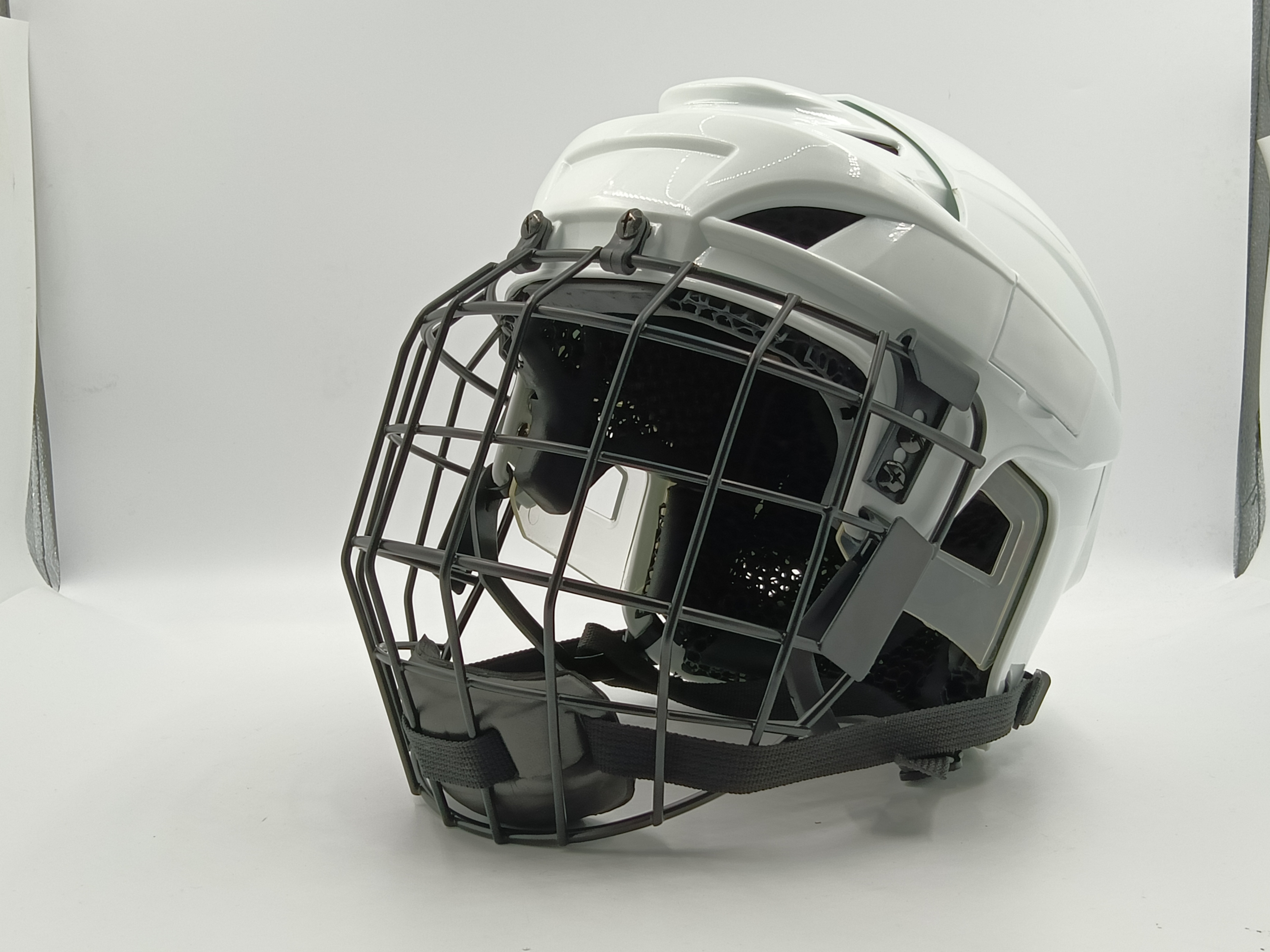 (NEW)GY Revolutionizes Ice Hockey Masks with Revolutionary 3D Lattice Printing Technology