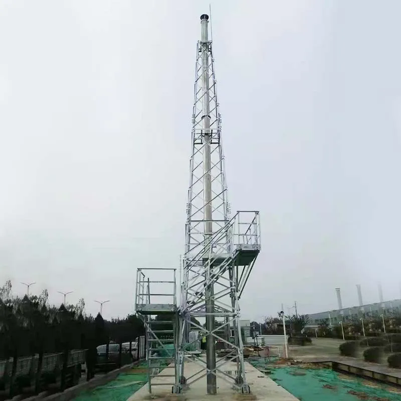 Wieża kominowa pola naftowego chemicznego